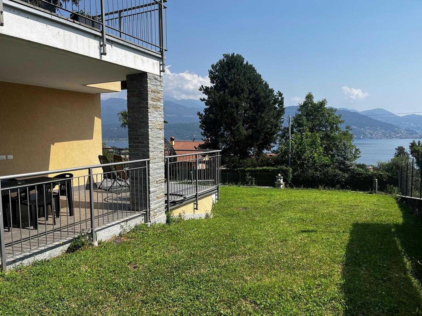 Magicview Baveno Apartment With Garden And Lake View Εξωτερικό φωτογραφία